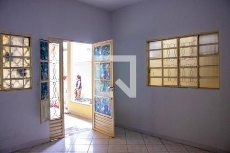 Sala de casa para alugar com 2 quartos, 120m² em Setor Pedro Ludovico, Goiânia