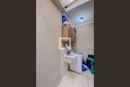 Casa de condomínio à venda com 103m², 2 quartos e 1 vagaÁrea de Serviço