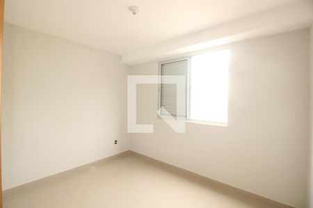 Quarto  de apartamento à venda com 3 quartos, 160m² em Pirajá, Belo Horizonte