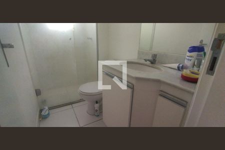 Banheiro de apartamento para alugar com 1 quarto, 65m² em Centro, Belo Horizonte