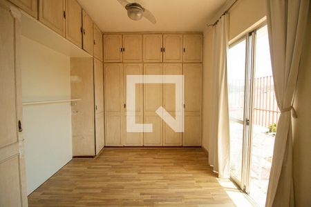 Apartamento à venda com 87m², 2 quartos e 2 vagasSuíte