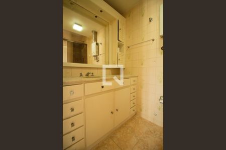 Apartamento à venda com 87m², 2 quartos e 2 vagasBanheiro Social