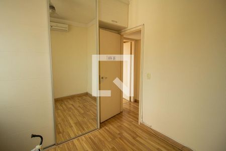 Apartamento à venda com 87m², 2 quartos e 2 vagasQuarto 2