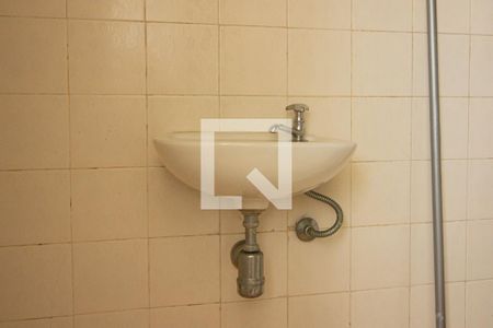 Apartamento à venda com 87m², 2 quartos e 2 vagasBanheiro de serviço