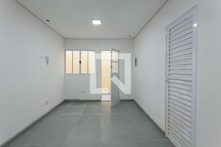 Sala de apartamento para alugar com 2 quartos, 45m² em Vila Londrina, São Paulo