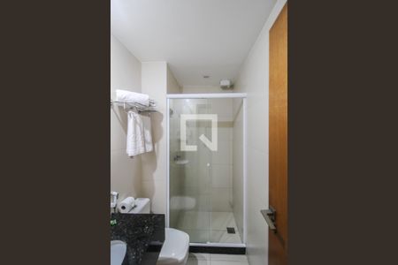 Studio para alugar com 30m², 1 quarto e 1 vaga Studio para alugar com 30m², 1 quarto e 1 vagaBanheiro