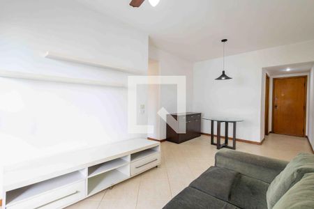 Sala de apartamento para alugar com 2 quartos, 65m² em Barra da Tijuca, Rio de Janeiro