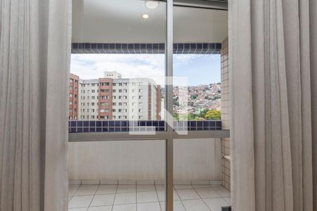 Varanda da Sala de apartamento à venda com 3 quartos, 87m² em Vila Paris, Belo Horizonte
