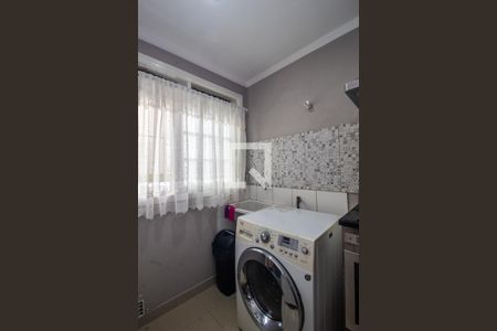 Apartamento à venda com 70m², 3 quartos e 1 vagaÁrea de Serviço