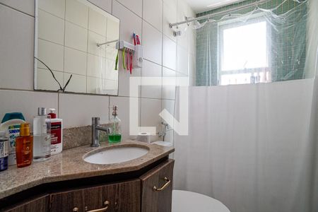 Banheiro 1 de casa de condomínio à venda com 3 quartos, 120m² em Serra Grande, Niterói