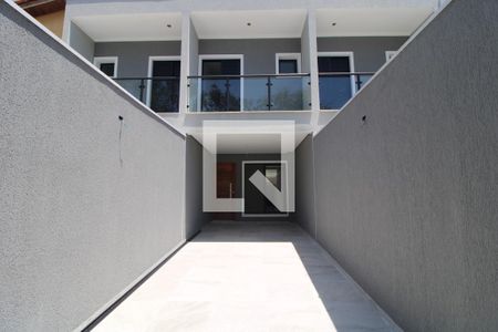 Casa à venda com 100m², 3 quartos e 2 vagasFachada