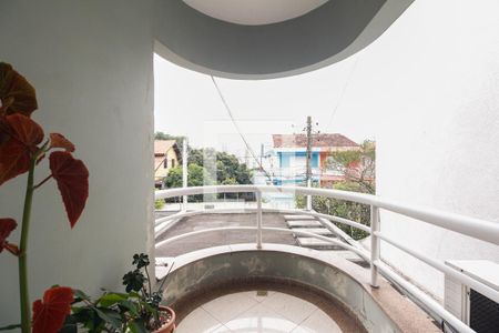 Casa à venda com 139m², 3 quartos e 3 vagas Casa à venda com 139m², 3 quartos e 3 vagasVaranda Suíte 1