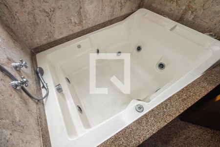 Casa à venda com 139m², 3 quartos e 3 vagas Casa à venda com 139m², 3 quartos e 3 vagasBanheiro Varanda Suíte 1