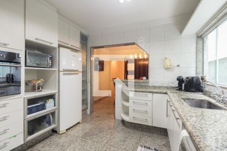 Casa à venda com 139m², 3 quartos e 3 vagas Casa à venda com 139m², 3 quartos e 3 vagasCozinha