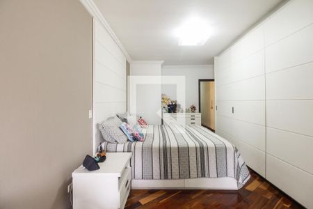 Casa à venda com 139m², 3 quartos e 3 vagas Casa à venda com 139m², 3 quartos e 3 vagasSuíte 1