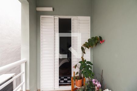 Casa à venda com 139m², 3 quartos e 3 vagas Casa à venda com 139m², 3 quartos e 3 vagasVaranda Suíte 1