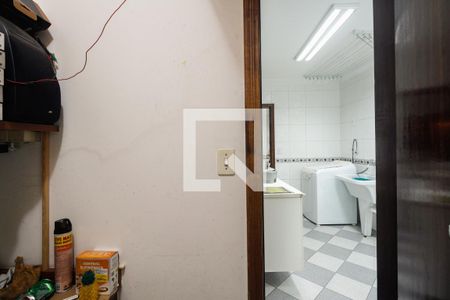 Casa à venda com 139m², 3 quartos e 3 vagas Casa à venda com 139m², 3 quartos e 3 vagasÁrea de Serviço - Quarto de Serviço