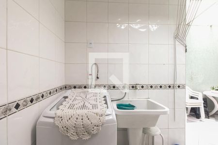 Casa à venda com 139m², 3 quartos e 3 vagas Casa à venda com 139m², 3 quartos e 3 vagasÁrea de Serviço