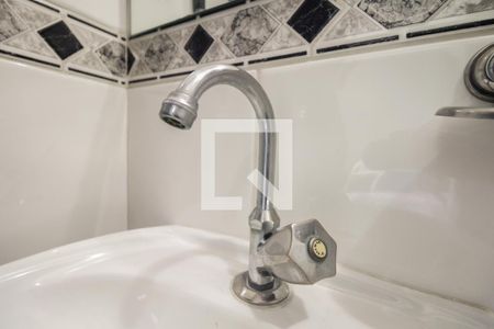 Casa à venda com 139m², 3 quartos e 3 vagas Casa à venda com 139m², 3 quartos e 3 vagasÁrea de Serviço - Banheiro de Serviço