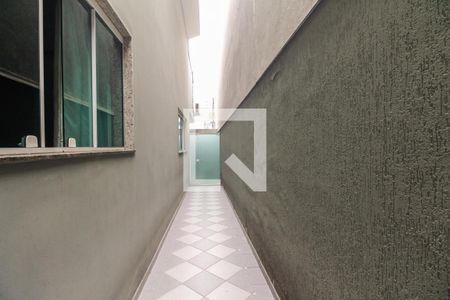 Casa à venda com 139m², 3 quartos e 3 vagas Casa à venda com 139m², 3 quartos e 3 vagasChurrasqueira - Corredor de Acesso
