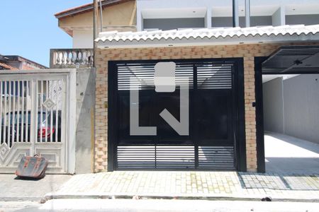 Casa à venda com 100m², 3 quartos e 2 vagasFachada