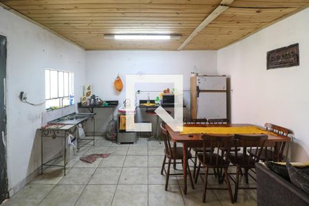 Casa à venda com 486m², 2 quartos e 1 vaga Casa à venda com 486m², 2 quartos e 1 vagaCozinha