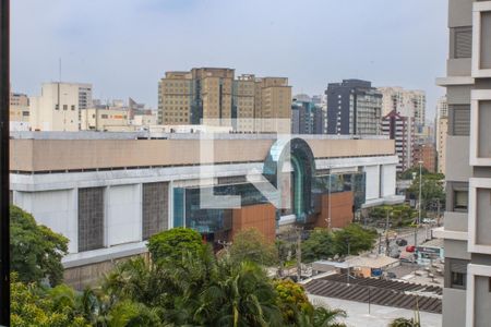 Quarto, vista Shopping Ibirapuera  de kitnet/studio para alugar com 1 quarto, 22m² em Indianópolis, São Paulo