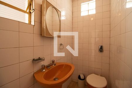 Casa à venda com 140m², 3 quartos e 5 vagasBanheiro 1