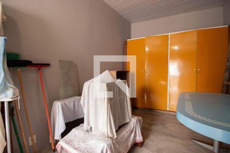 Casa à venda com 140m², 3 quartos e 5 vagasDepósito