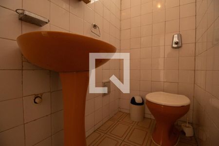 Casa à venda com 140m², 3 quartos e 5 vagasBanheiro 1