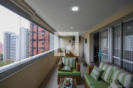 Varanda de apartamento para alugar com 3 quartos, 173m² em Jardim Londrina, São Paulo
