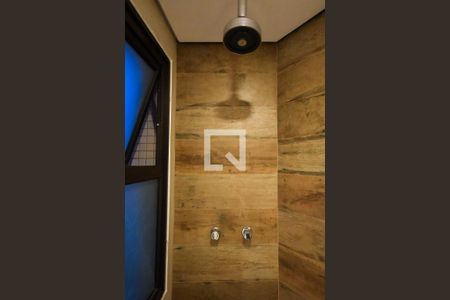 Apartamento para alugar com 255m², 3 quartos e 3 vagasChuveiro do Banheiro da Suíte 2