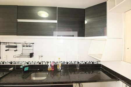 Cozinha de apartamento para alugar com 1 quarto, 48m² em Méier, Rio de Janeiro