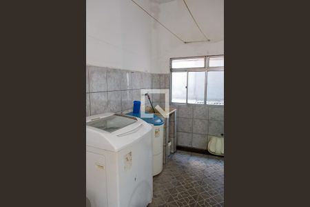 Casa à venda com 372m², 7 quartos e 4 vagasLavanderia