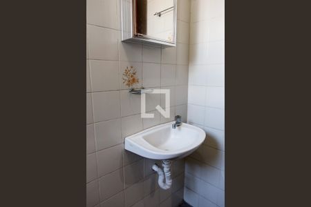 Casa à venda com 372m², 7 quartos e 4 vagasBanheiro 2