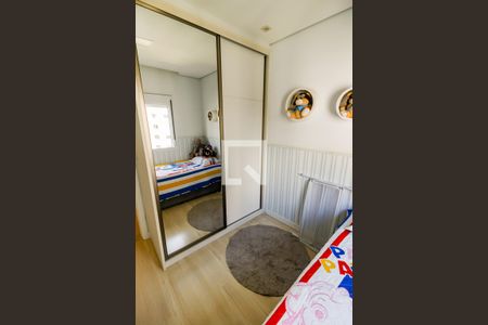 Apartamento à venda com 96m², 3 quartos e 2 vagasQuarto 2 - Armários