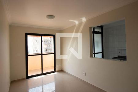 Sala de apartamento para alugar com 3 quartos, 77m² em Itaquera, São Paulo