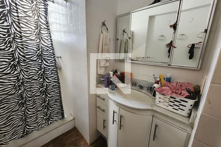 Apartamento à venda com 130m², 3 quartos e sem vagaBanheiro da Suíte
