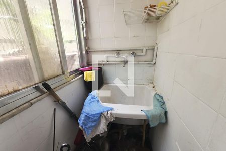 Apartamento à venda com 130m², 3 quartos e sem vagaÁrea de Serviço