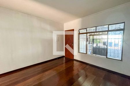 Sala de casa à venda com 2 quartos, 84m² em Parque Peruche, São Paulo