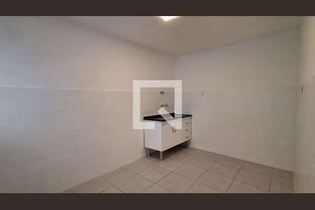 Sala/Cozinha  de casa para alugar com 1 quarto, 30m² em Nova Gerty, São Caetano do Sul