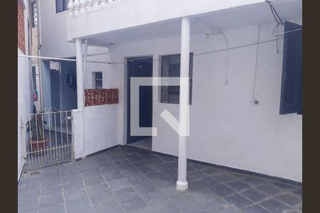 Casa para alugar com 30m², 1 quarto e sem vaga Casa para alugar com 30m², 1 quarto e sem vagaQuintal