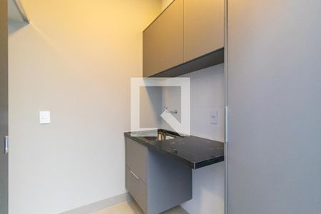 Casa de condomínio à venda com 282m², 3 quartos e 4 vagasÁrea de serviço