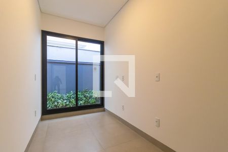 Casa de condomínio à venda com 282m², 3 quartos e 4 vagasEscritório