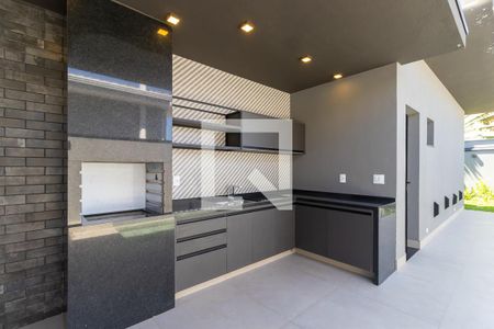 Casa de condomínio à venda com 282m², 3 quartos e 4 vagasChurrasqueira