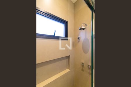 Casa de condomínio à venda com 282m², 3 quartos e 4 vagasBanheiro da suíte 3