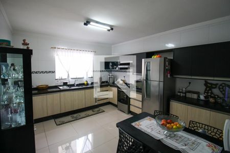 Casa à venda com 113m², 3 quartos e 3 vagasCozinha