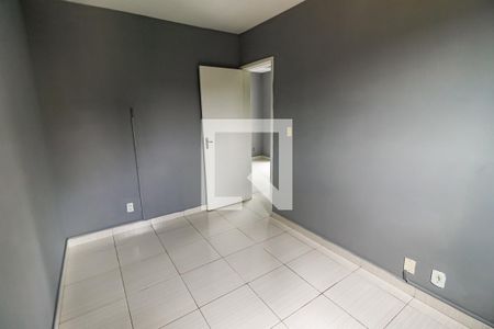 Quarto 1 de apartamento para alugar com 2 quartos, 47m² em Parque Assunção, Taboão da Serra
