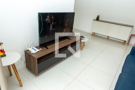 Sala de apartamento para alugar com 2 quartos, 65m² em Freguesia de Jacarepaguá, Rio de Janeiro