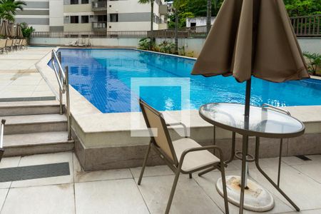 Apartamento para alugar com 65m², 2 quartos e 1 vagaÁrea Comum - PicinaÁrea Comum - Picina